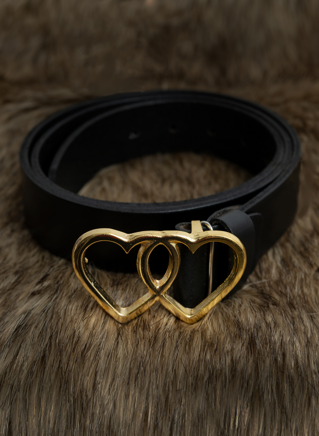 Correa plus size negra corazon